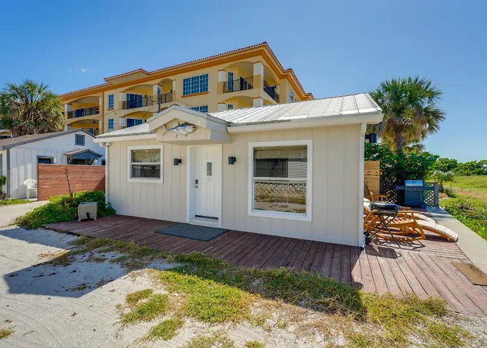 Holiday home Beachfront Bliss + Bbqs! Indian Rocks Escape Clearwater Beach